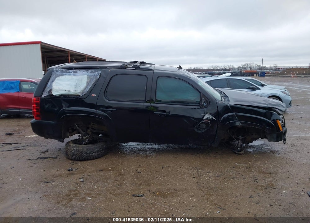2011 CHEVROLET TAHOE LT VIN: 1GNSKBE0XBR277154