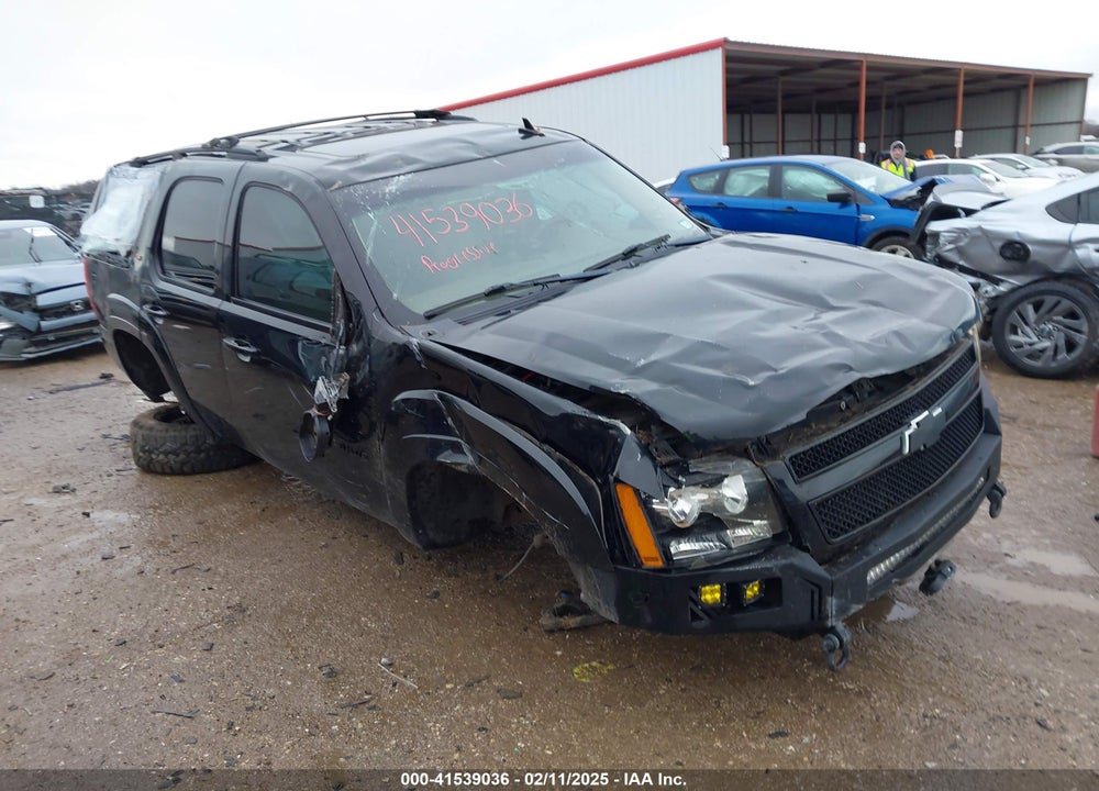 2011 CHEVROLET TAHOE LT VIN: 1GNSKBE0XBR277154