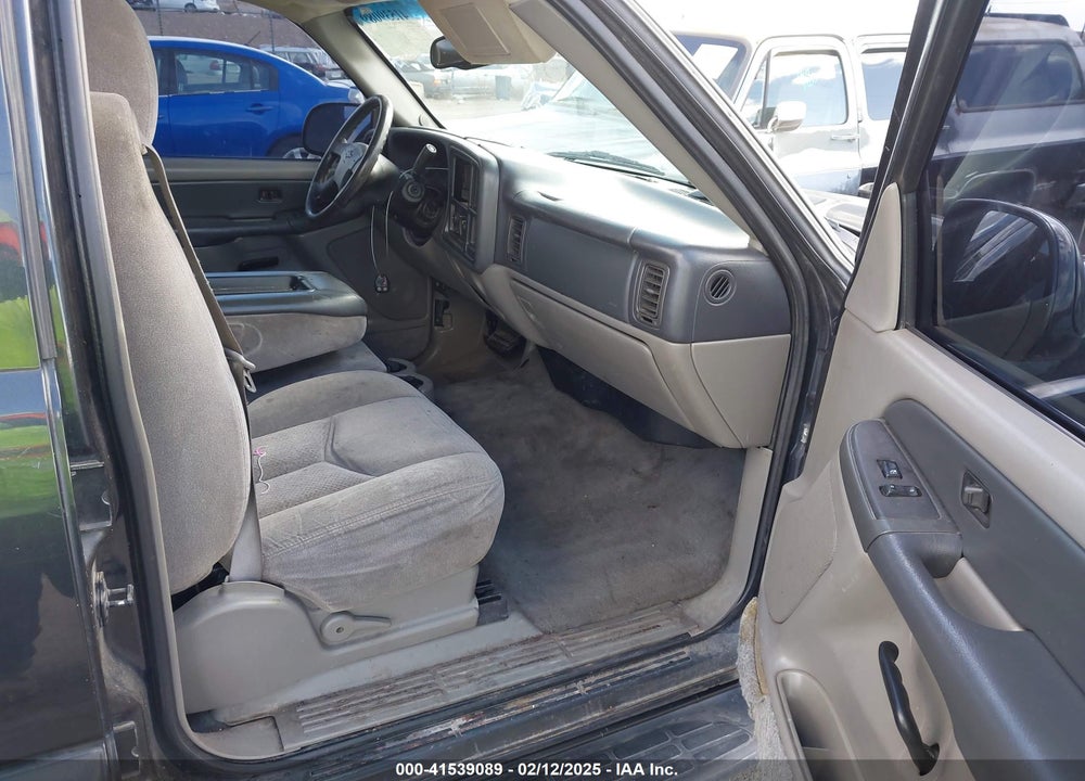 2003 CHEVROLET SUBURBAN 1500 LS VIN: 3GNEC16T83G166374