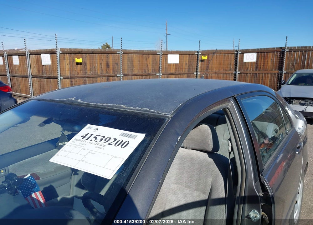 2004 TOYOTA COROLLA LE VIN: 2T1BR38E34C175824