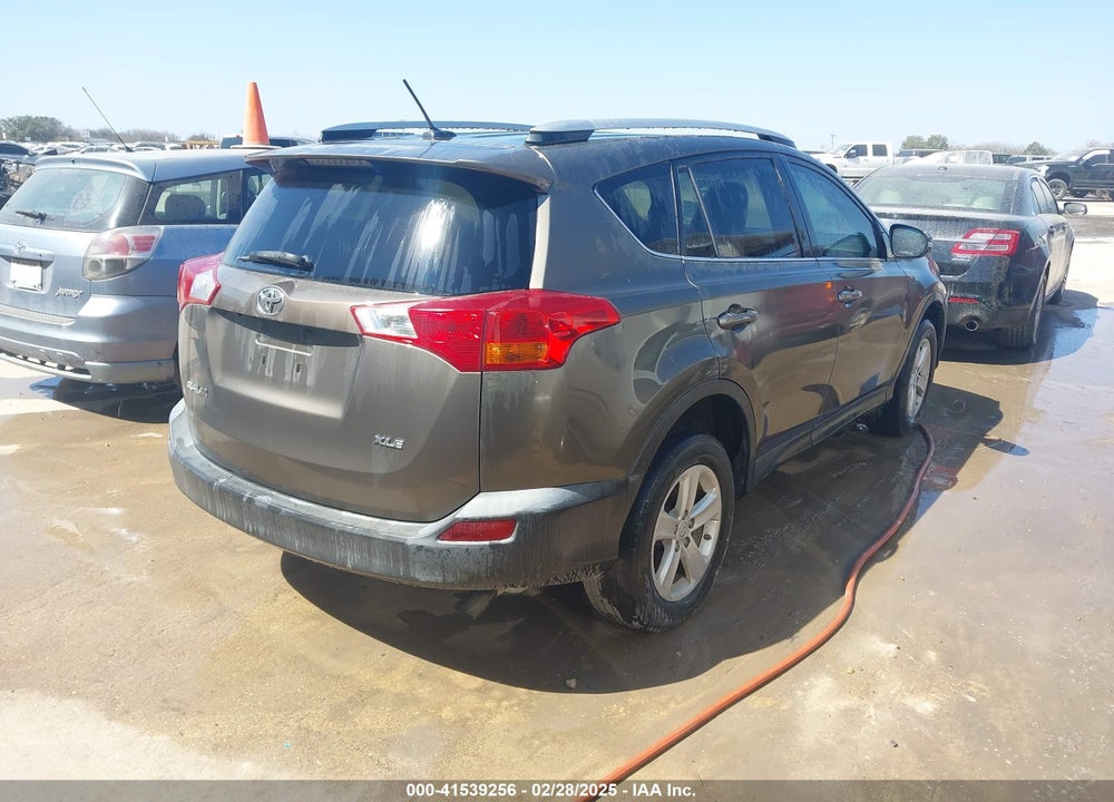 2014 TOYOTA RAV4 VIN: 2T3WFREV2EW111699