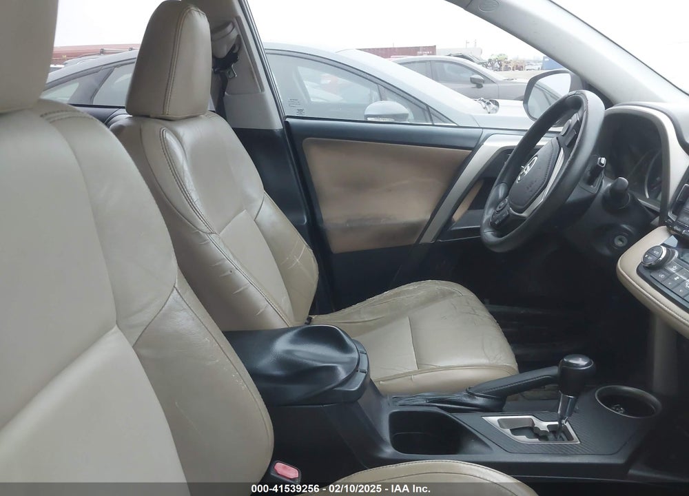 2014 TOYOTA RAV4 VIN: 2T3WFREV2EW111699