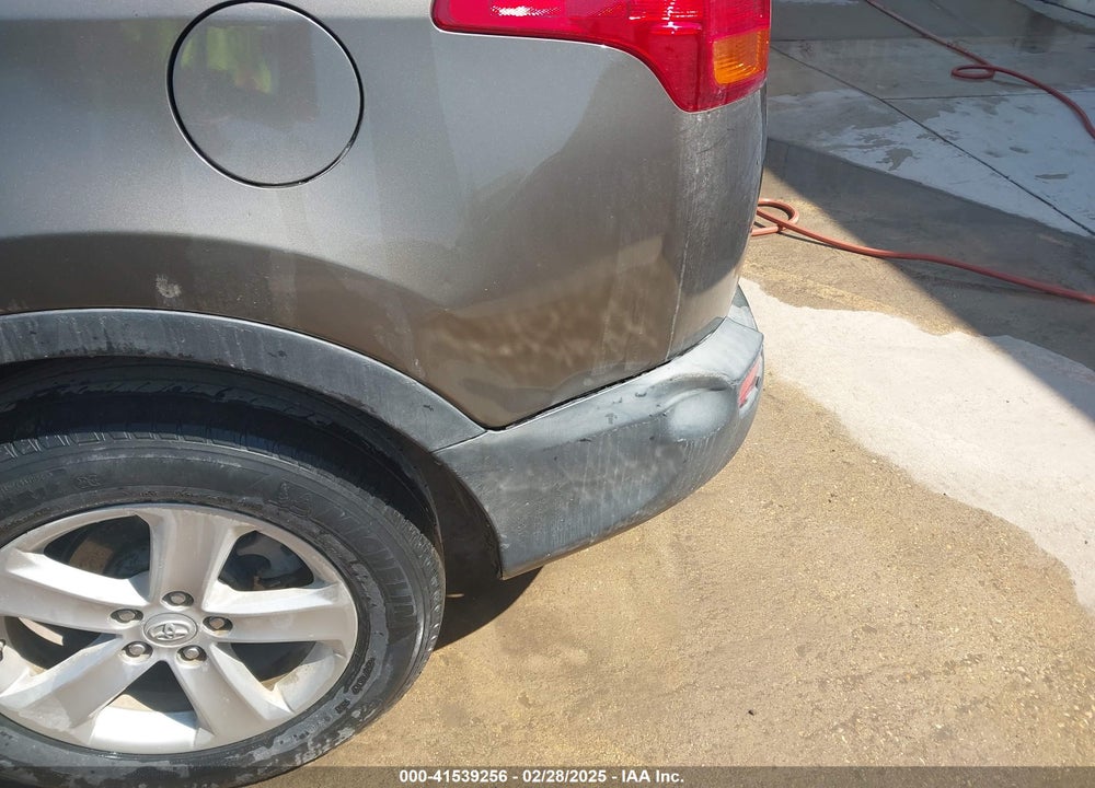 2014 TOYOTA RAV4 VIN: 2T3WFREV2EW111699
