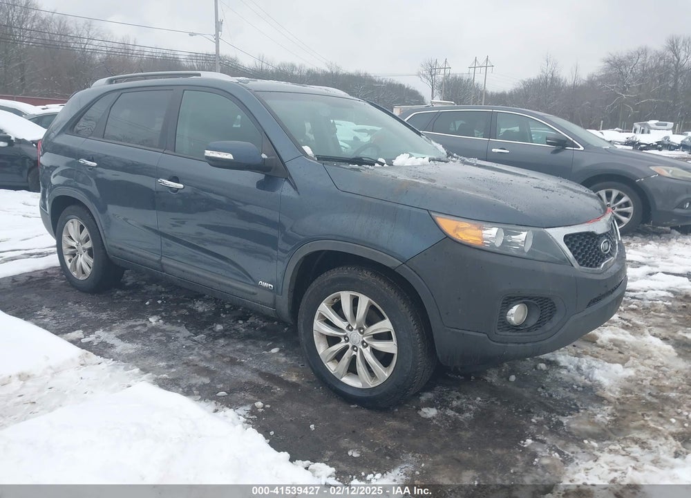 2011 KIA SORENTO EX V6 VIN: 5XYKUDA22BG042865