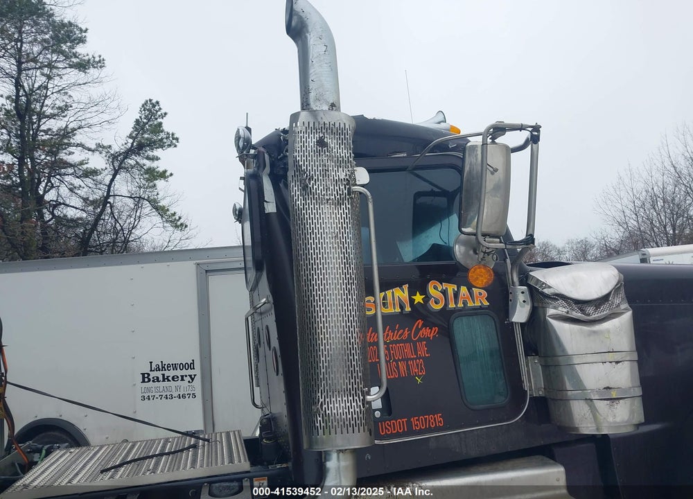 2021 PETERBILT 389 VIN: 1XPXD40X7MD701199