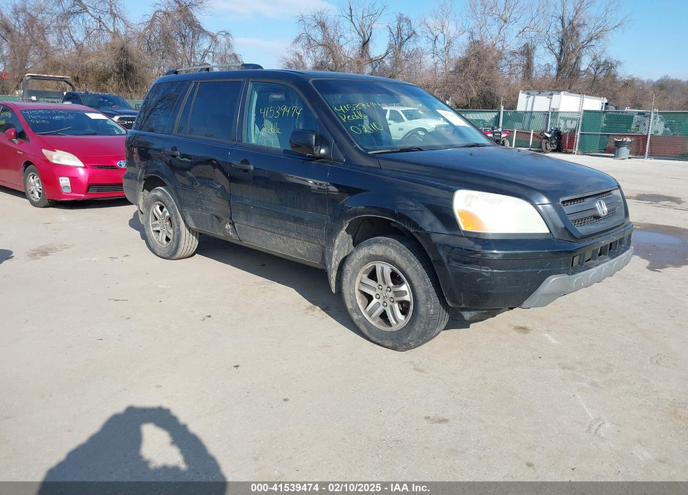 2005 HONDA PILOT EX VIN: 5FNYF18445B052092