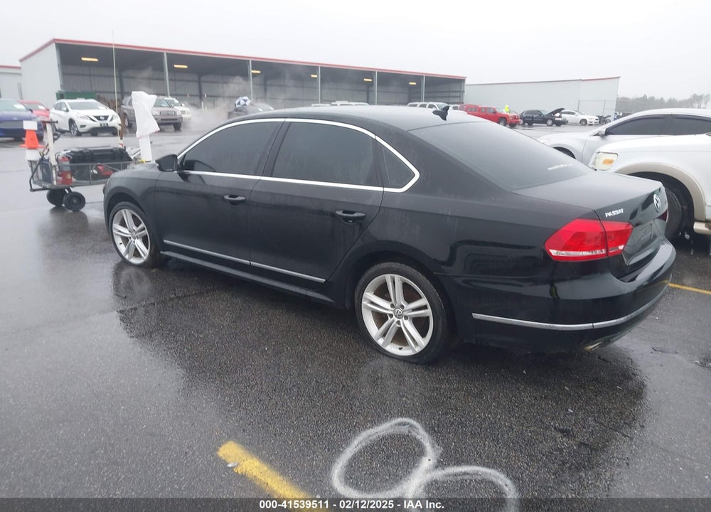 2013 VOLKSWAGEN PASSAT VIN: 1VWBN7A3XDC136844