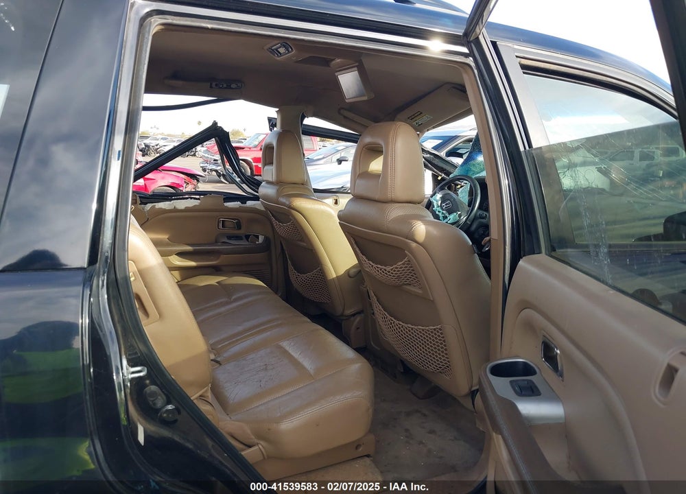 2004 HONDA PILOT EX-L VIN: 2HKYF18624H620101