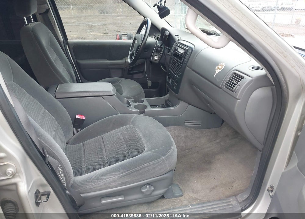 2002 FORD EXPLORER XLT VIN: 1FMZU73K72ZC76154