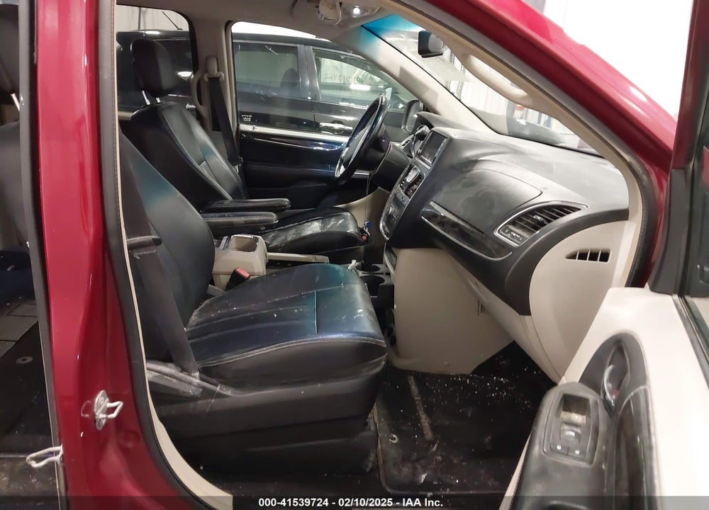 2014 CHRYSLER TOWN & COUNTRY TOURING VIN: 2C4RC1BG7ER227990