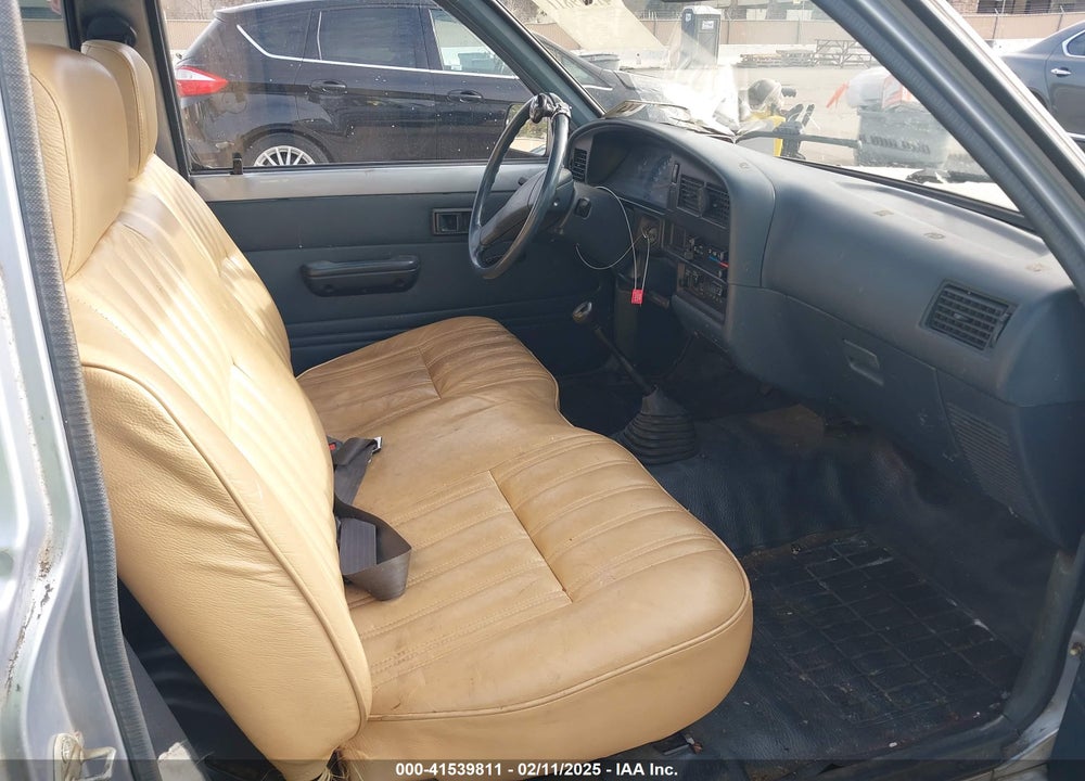 1991 TOYOTA PICKUP 1/2 TON SHORT WHEELBASE VIN: JT4RN81A9M0061349