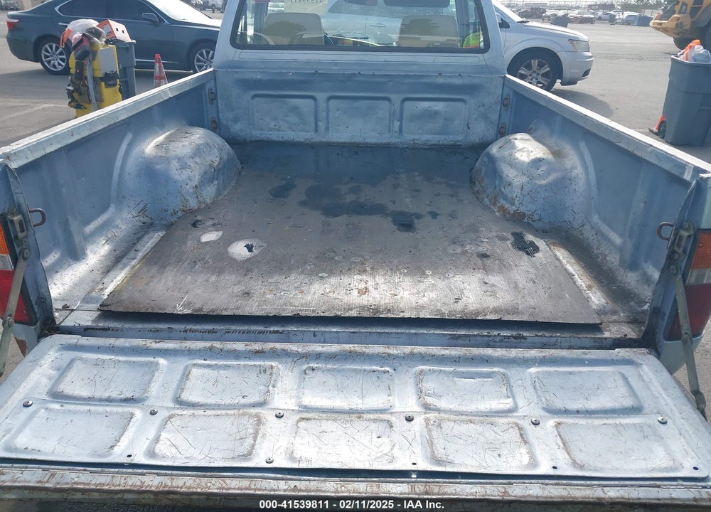 1991 TOYOTA PICKUP 1/2 TON SHORT WHEELBASE VIN: JT4RN81A9M0061349