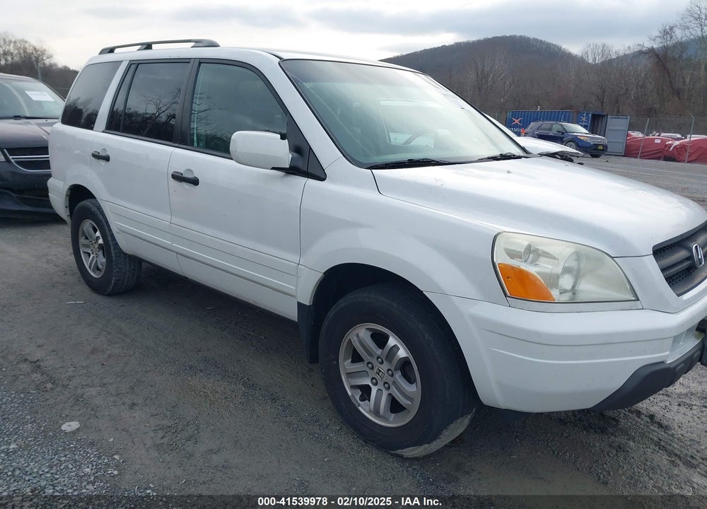 2005 HONDA PILOT EX VIN: 2HKYF18405H518621