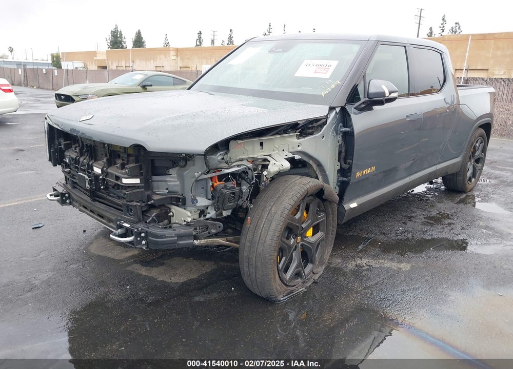 2022 RIVIAN R1T VIN: 7FCTGAAA7NN016044