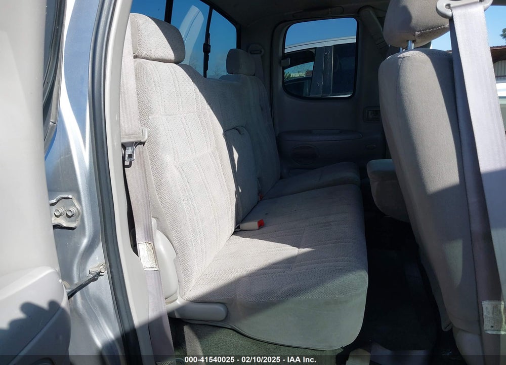 2002 TOYOTA TUNDRA SR5 V8 VIN: 5TBBT44142S264812