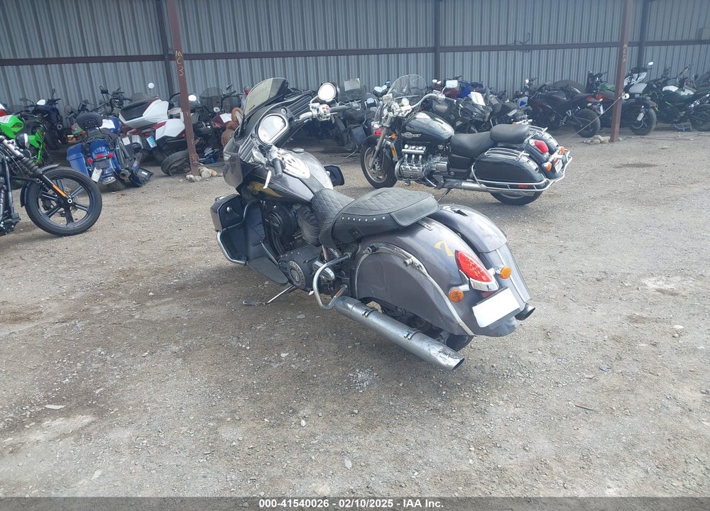 2016 INDIAN MOTORCYCLE CO. ROADMASTER VIN: 56KTRAAA3G3335417