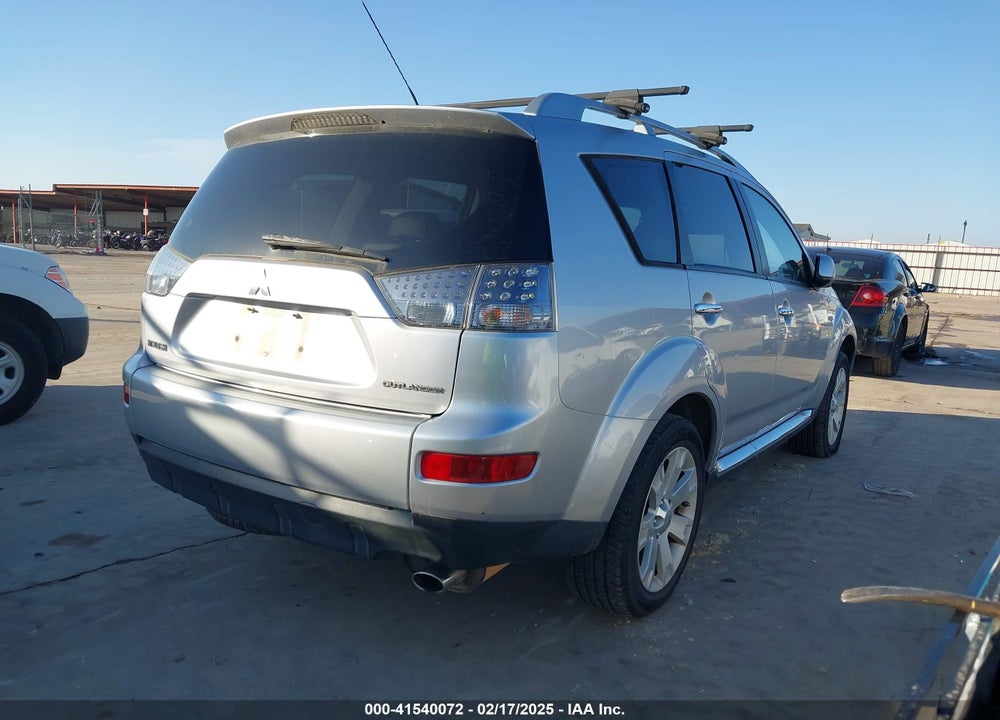 2008 MITSUBISHI OUTLANDER SE VIN: JA4LS31W38Z014536