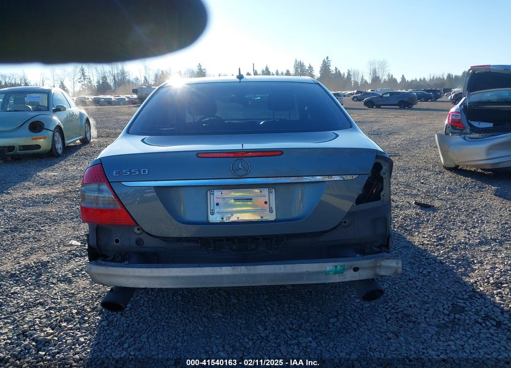 2007 MERCEDES-BENZ E 550 VIN: WDBUF72X87B076629