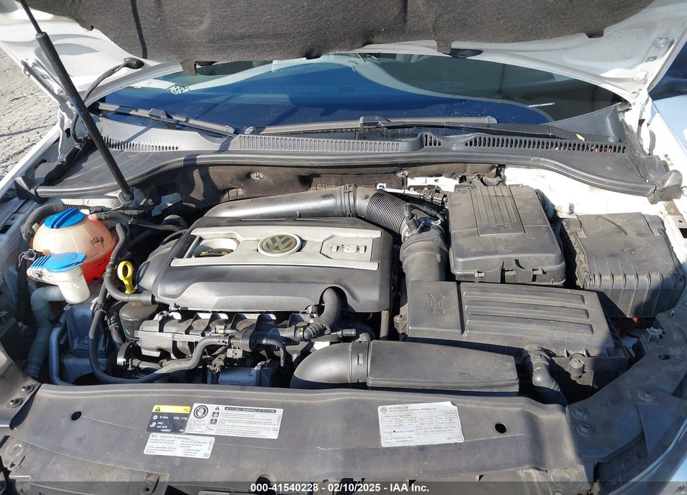 2014 VOLKSWAGEN GTI VIN: WVWHD7AJXEW009817