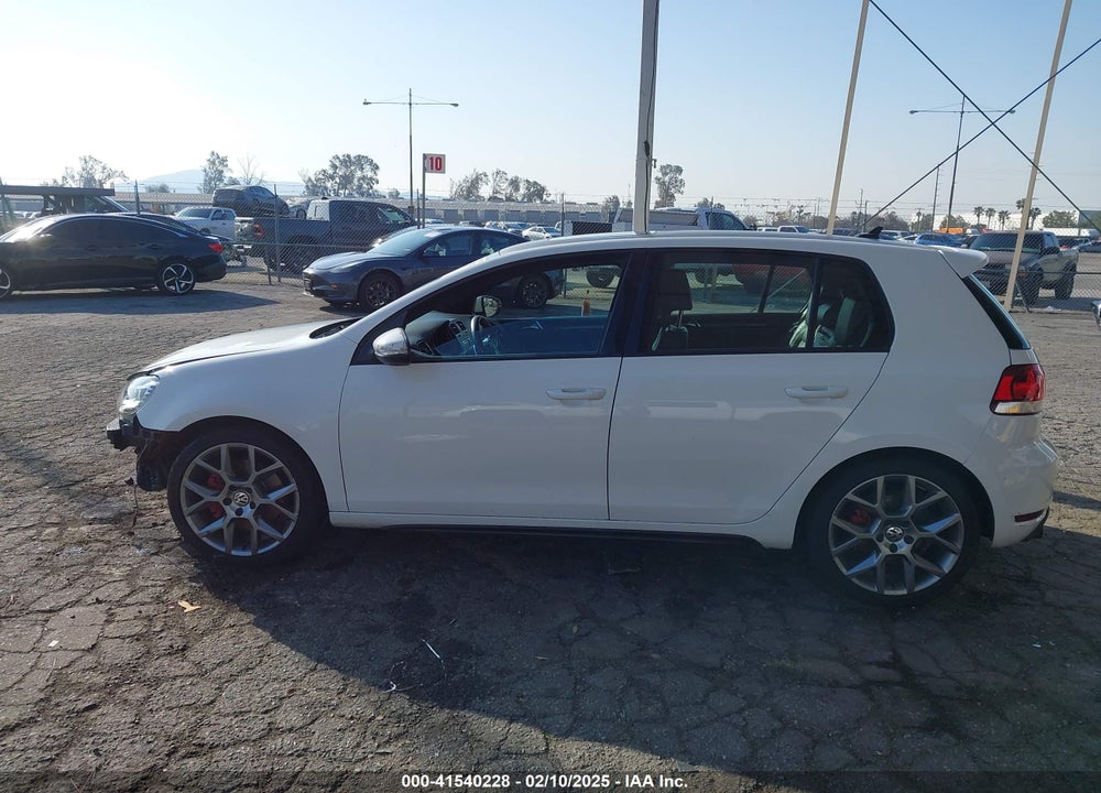 2014 VOLKSWAGEN GTI VIN: WVWHD7AJXEW009817