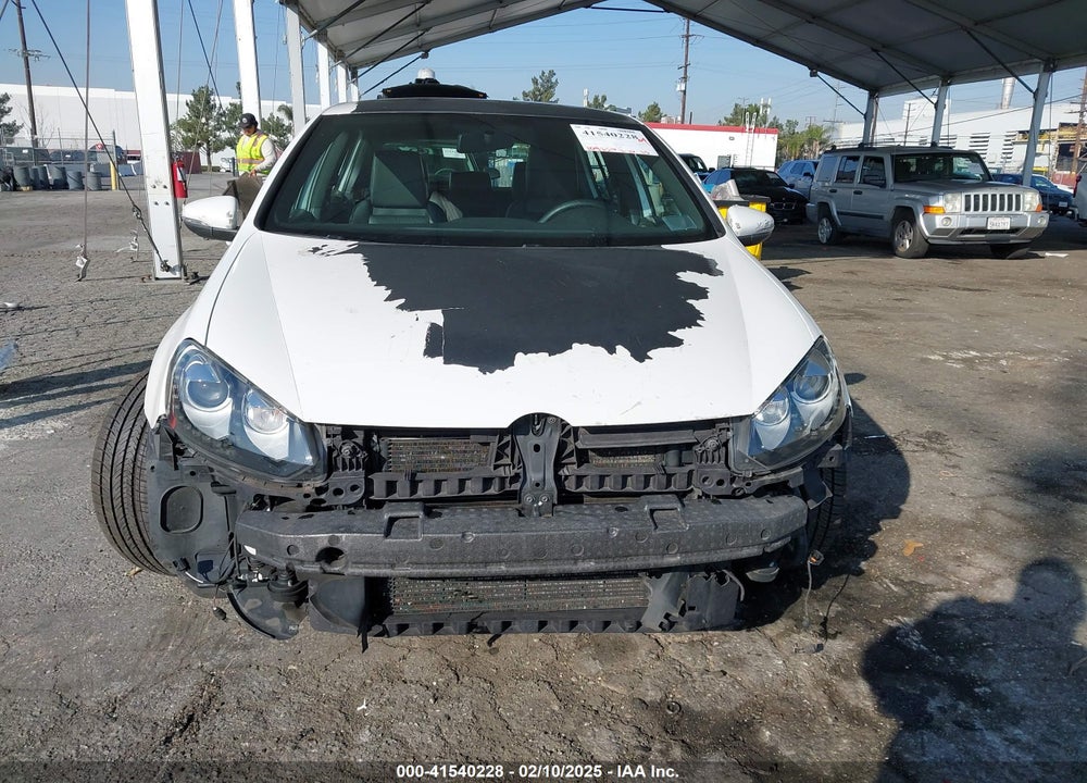 2014 VOLKSWAGEN GTI VIN: WVWHD7AJXEW009817