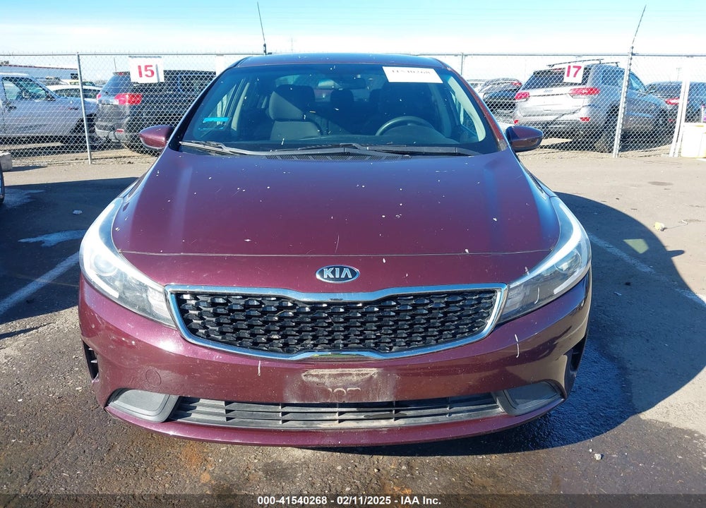 2017 KIA FORTE VIN: 3KPFL4A72HE047618
