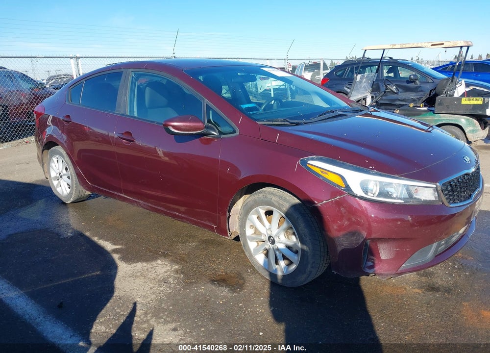 2017 KIA FORTE VIN: 3KPFL4A72HE047618