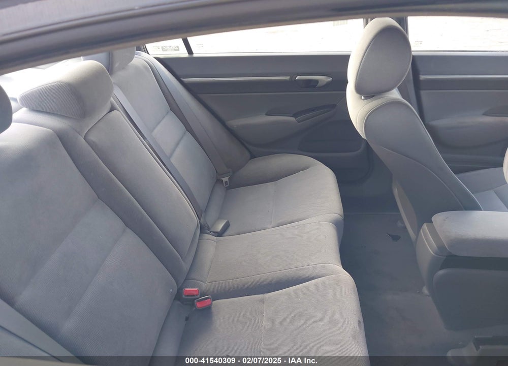 2008 HONDA CIVIC VIN: 1HGFA16848L070610