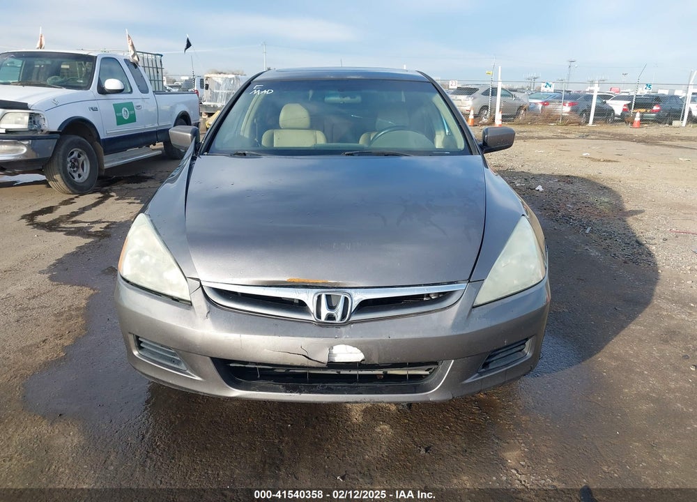 2007 HONDA ACCORD 2.4 EX VIN: 1HGCM56867A142256