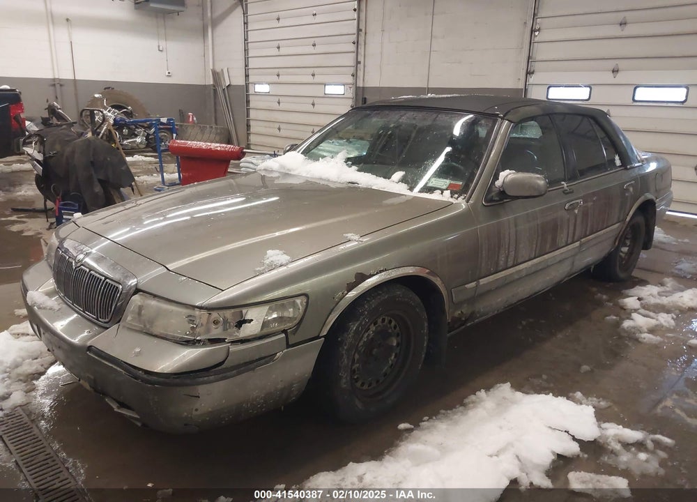 2001 MERCURY GRAND MARQUIS GS VIN: 2MEFM74W21X611199