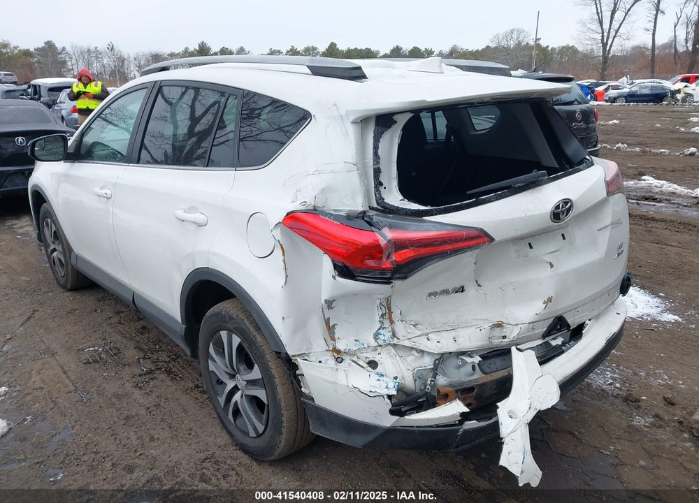 2018 TOYOTA RAV4 LE VIN: 2T3BFREV4JW764043