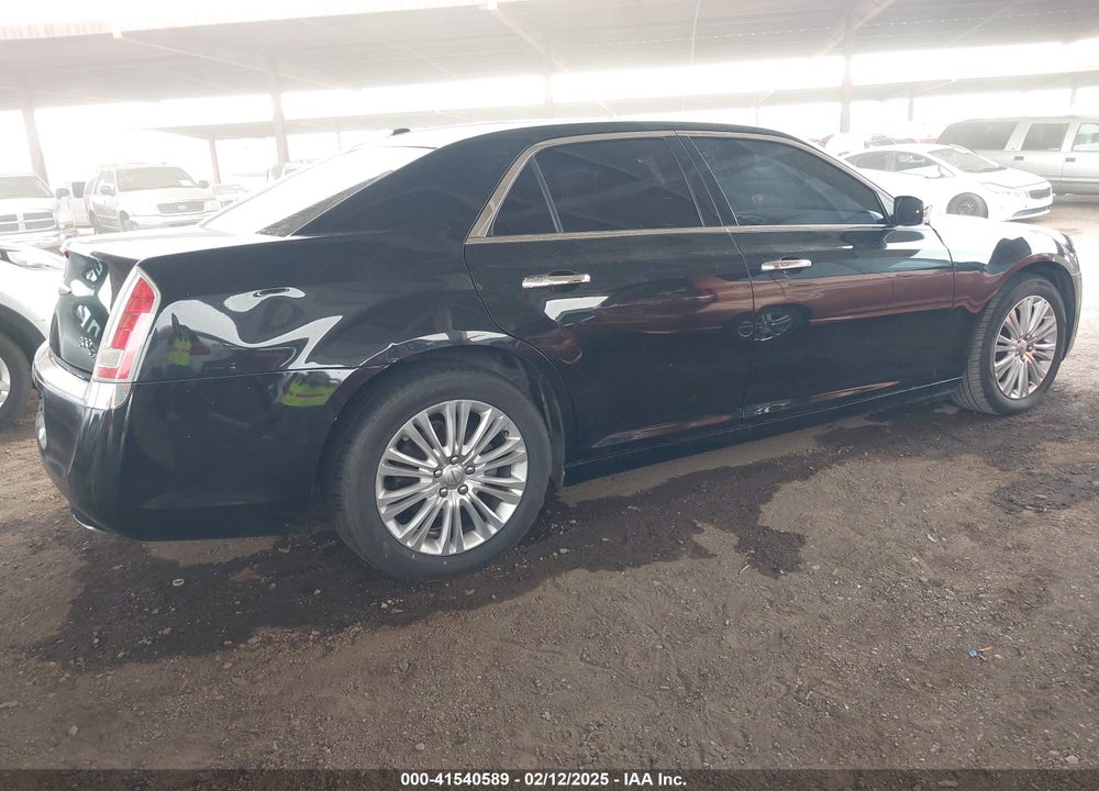 2014 CHRYSLER 300C VIN: 2C3CCAKT8EH125496