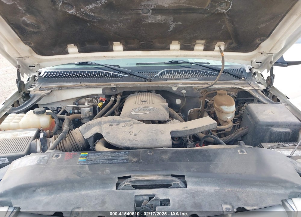2005 CADILLAC ESCALADE STANDARD VIN: 1GYEC63T05R133618