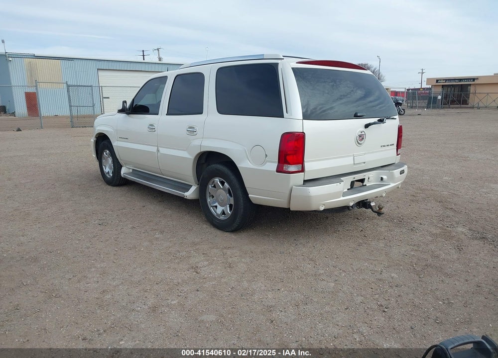 2005 CADILLAC ESCALADE STANDARD VIN: 1GYEC63T05R133618
