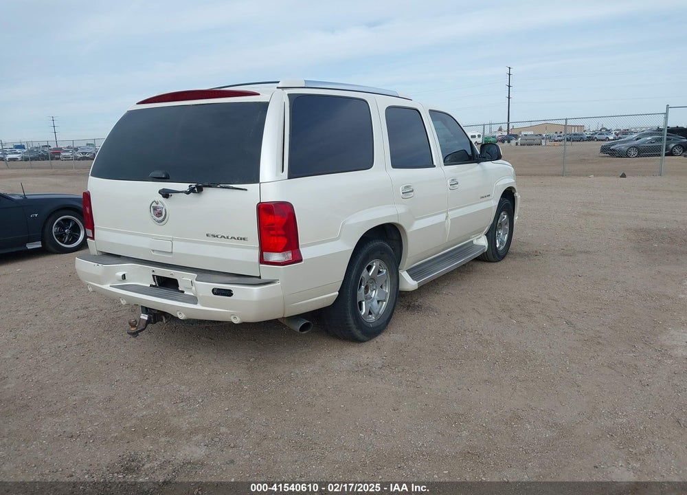 2005 CADILLAC ESCALADE STANDARD VIN: 1GYEC63T05R133618