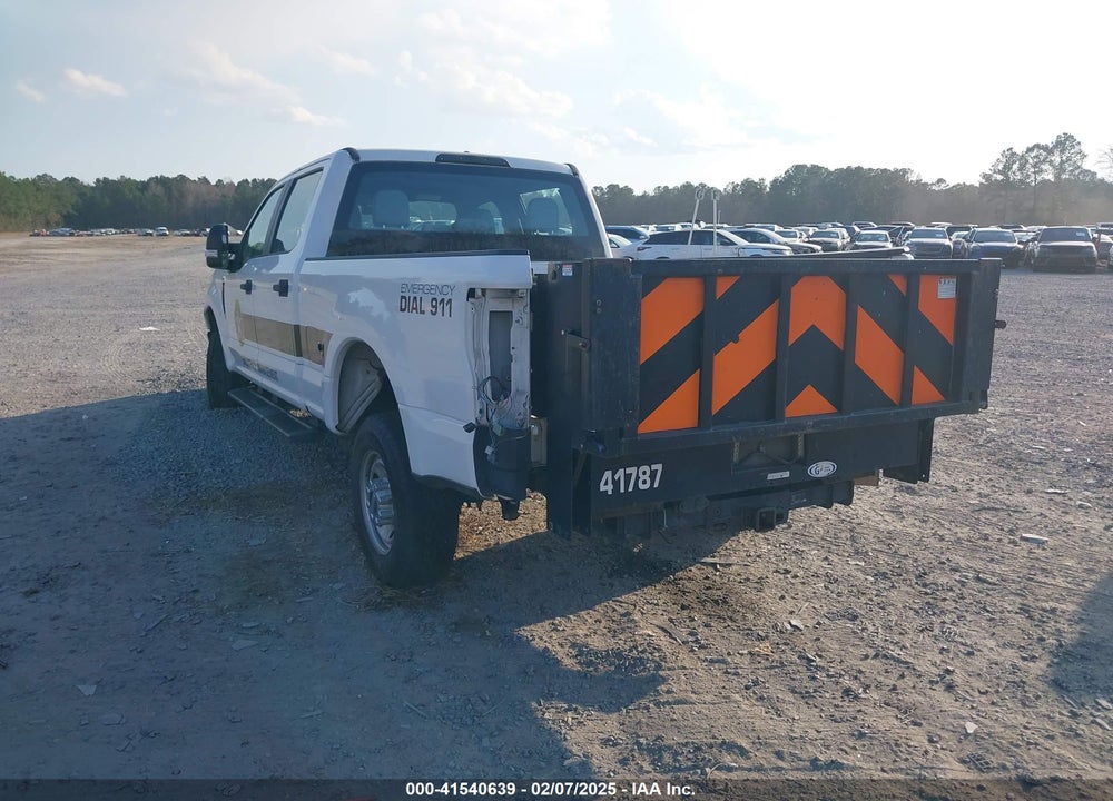 2018 FORD F-250 XL VIN: 1FT7W2B63JEC04113