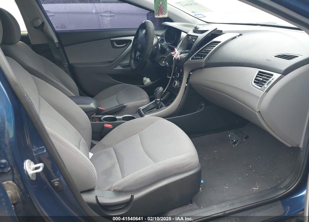 2016 HYUNDAI ELANTRA SE VIN: 5NPDH4AE9GH743880