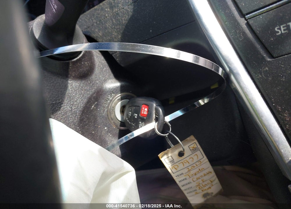 2017 TOYOTA CAMRY SE VIN: 4T1BF1FK4HU794832