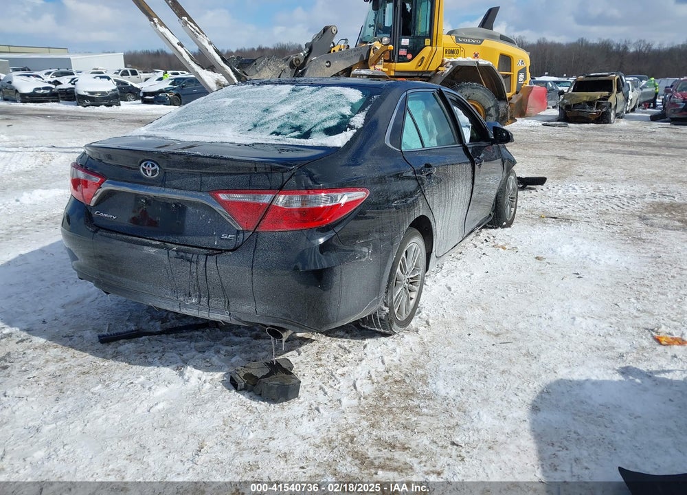 2017 TOYOTA CAMRY SE VIN: 4T1BF1FK4HU794832