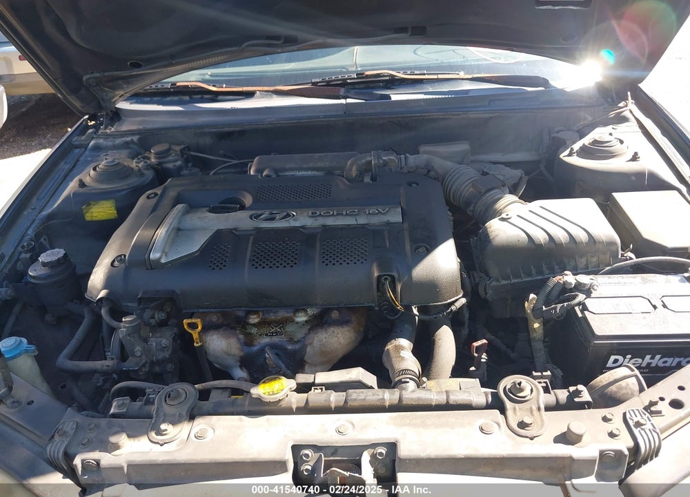 2005 HYUNDAI ELANTRA GLS/GT VIN: KMHDN46D25U177276