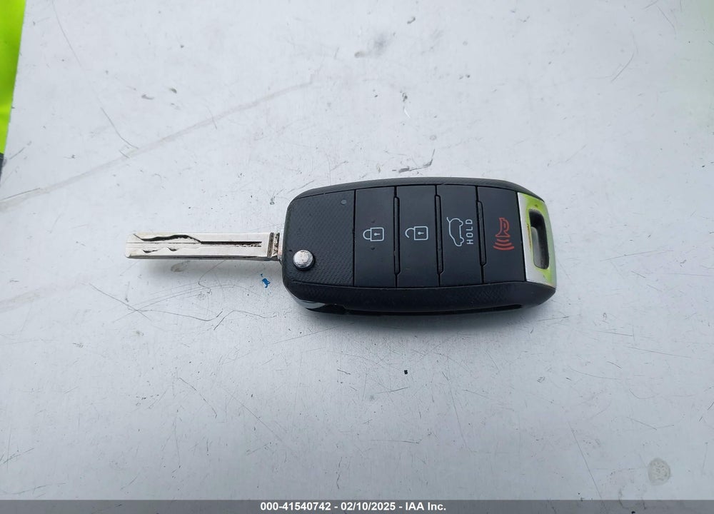 2016 KIA SOUL VIN: KNDJP3A5XG7392675