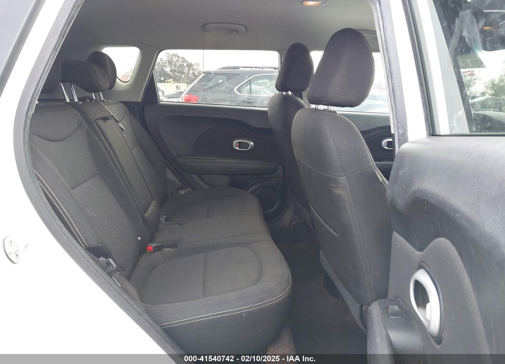 2016 KIA SOUL VIN: KNDJP3A5XG7392675