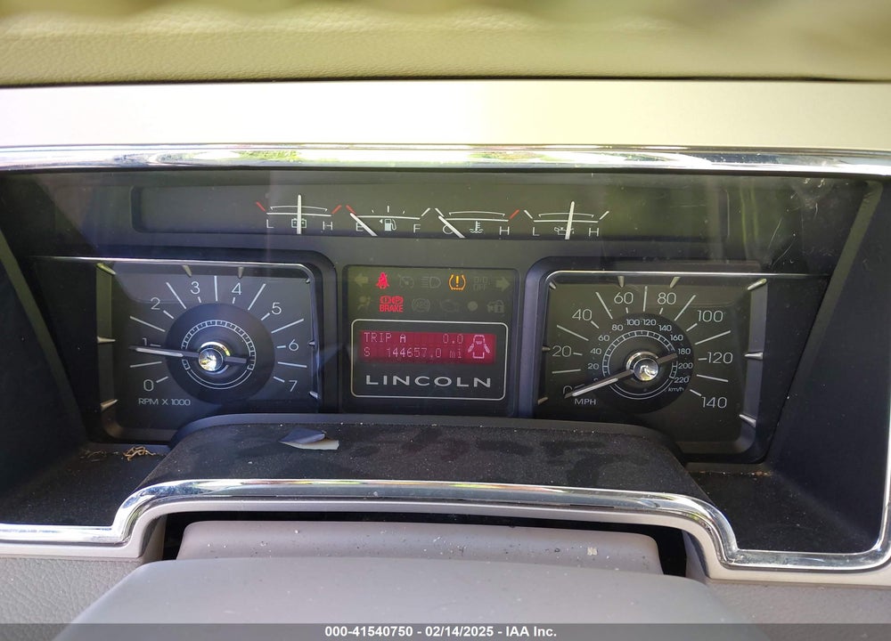2007 LINCOLN NAVIGATOR ULTIMATE VIN: 5LMFU27597LJ10428