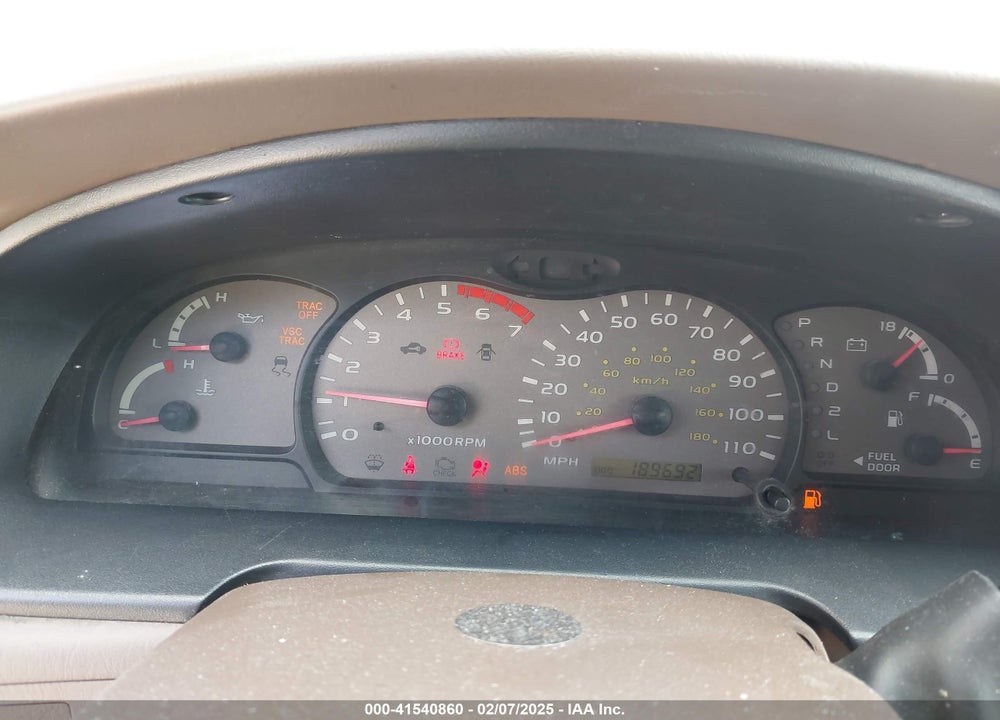 2004 TOYOTA SEQUOIA SR5 V8 VIN: 5TDZT34A34S219119