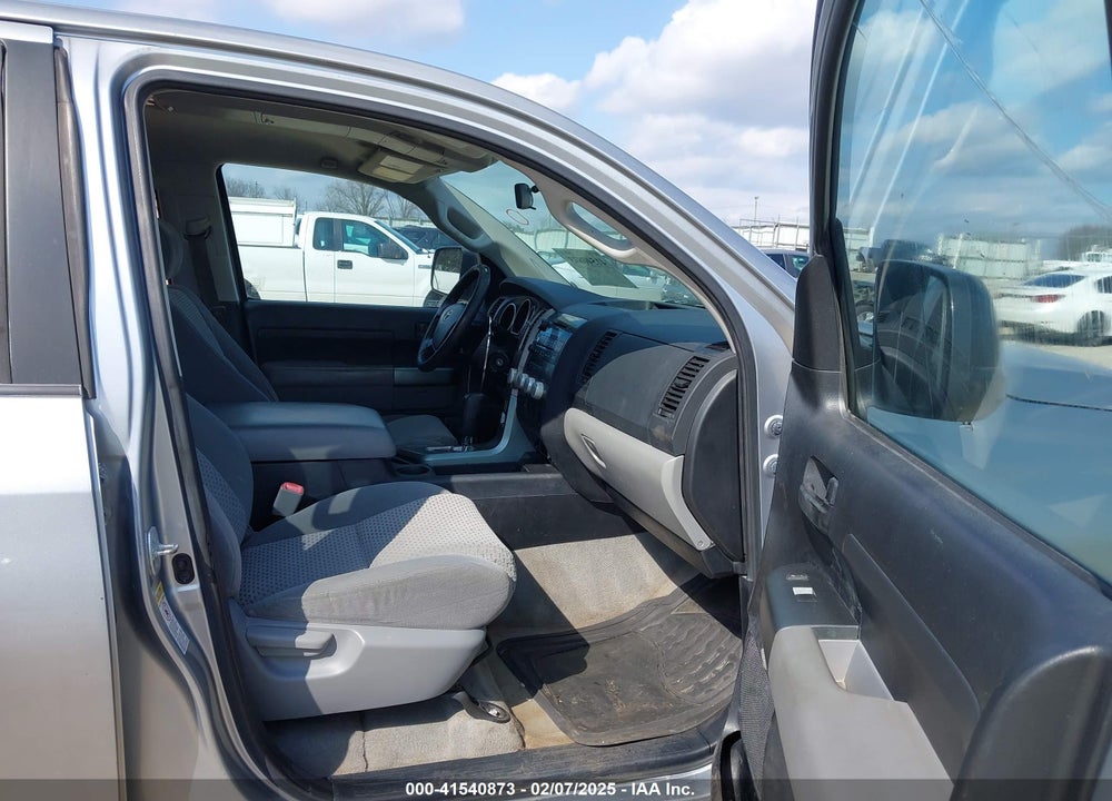 2011 TOYOTA TUNDRA GRADE 4.6L V8 VIN: 5TFRM5F1XBX022333