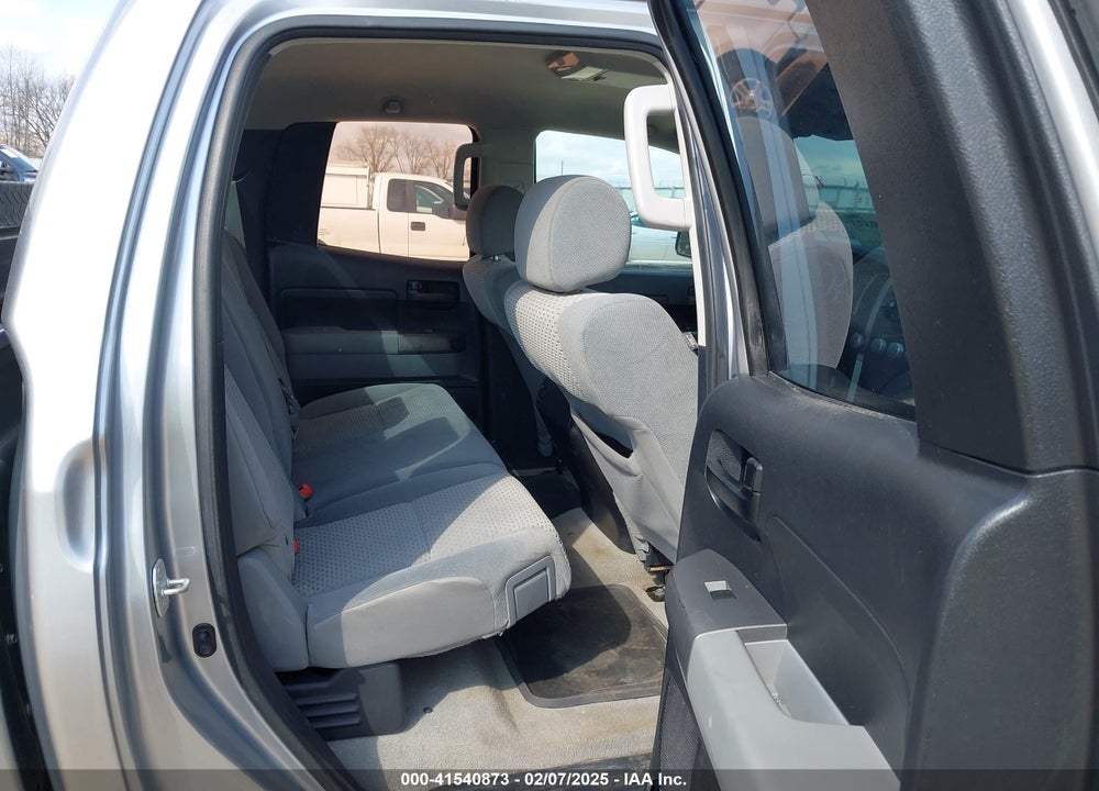 2011 TOYOTA TUNDRA GRADE 4.6L V8 VIN: 5TFRM5F1XBX022333