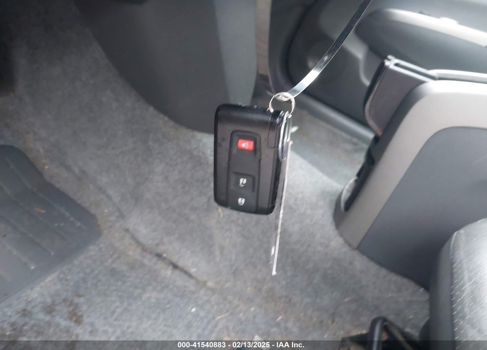 2009 TOYOTA PRIUS VIN: JTDKB20U293517975