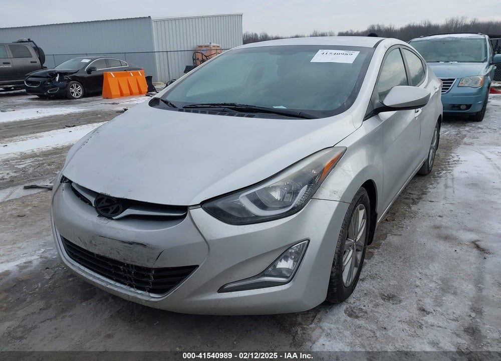 2016 HYUNDAI ELANTRA VIN: 5NPDH4AE9GH662121