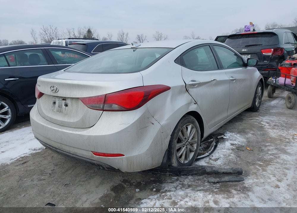 2016 HYUNDAI ELANTRA VIN: 5NPDH4AE9GH662121