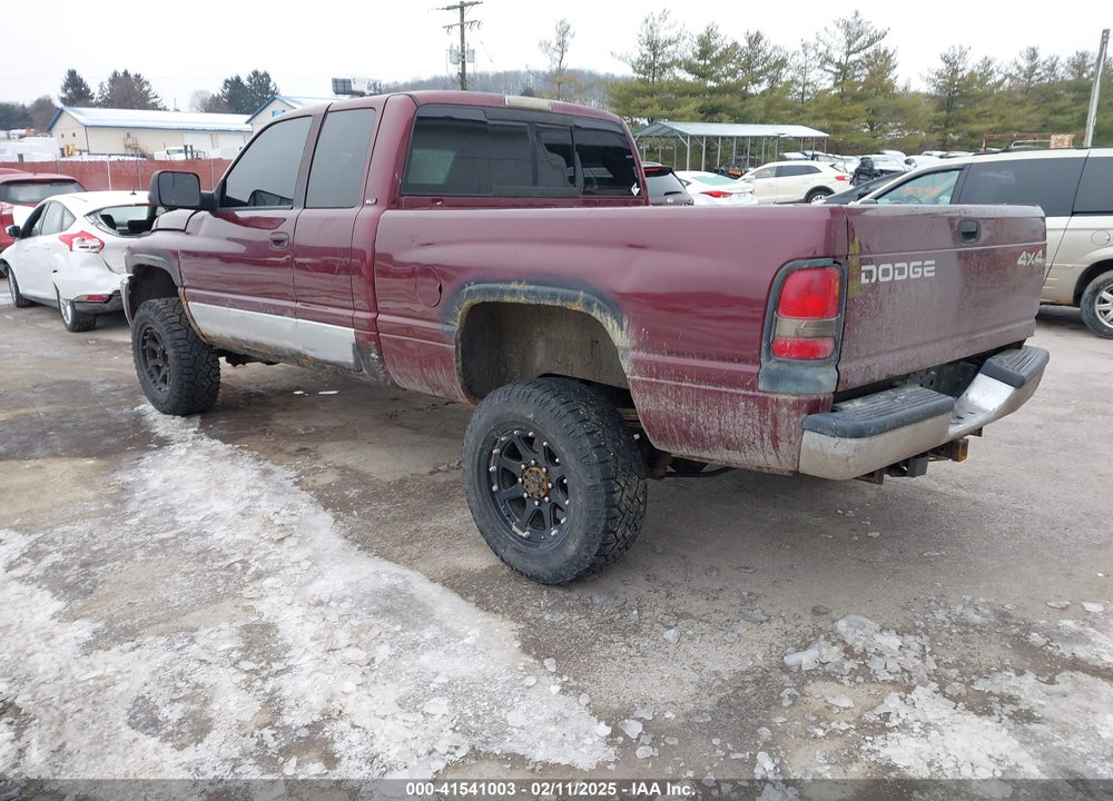 2001 DODGE RAM 2500 ST VIN: 1B7KF23631J560111